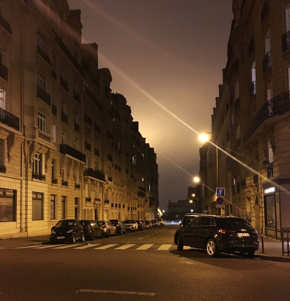 파리의 밤